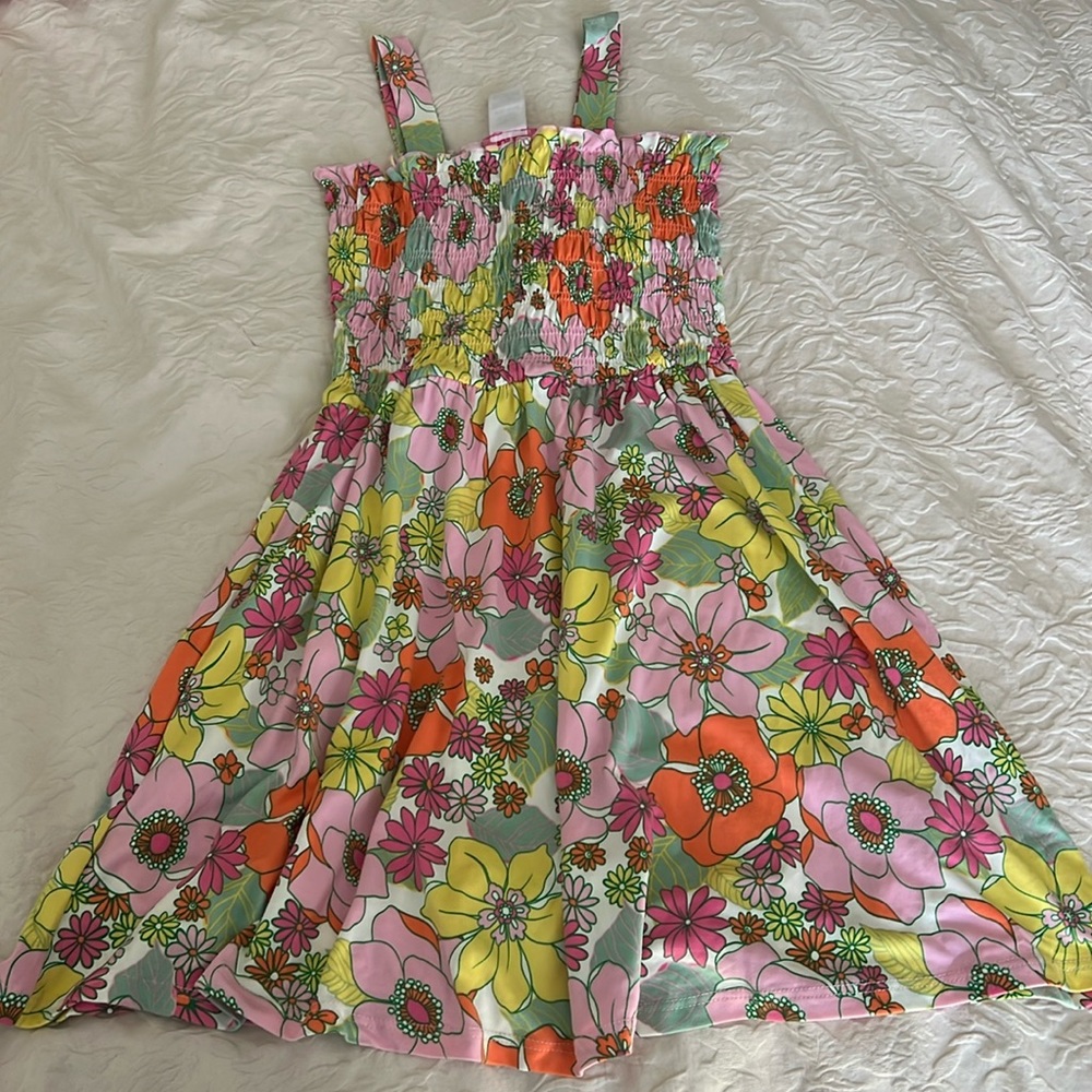 Girls dress